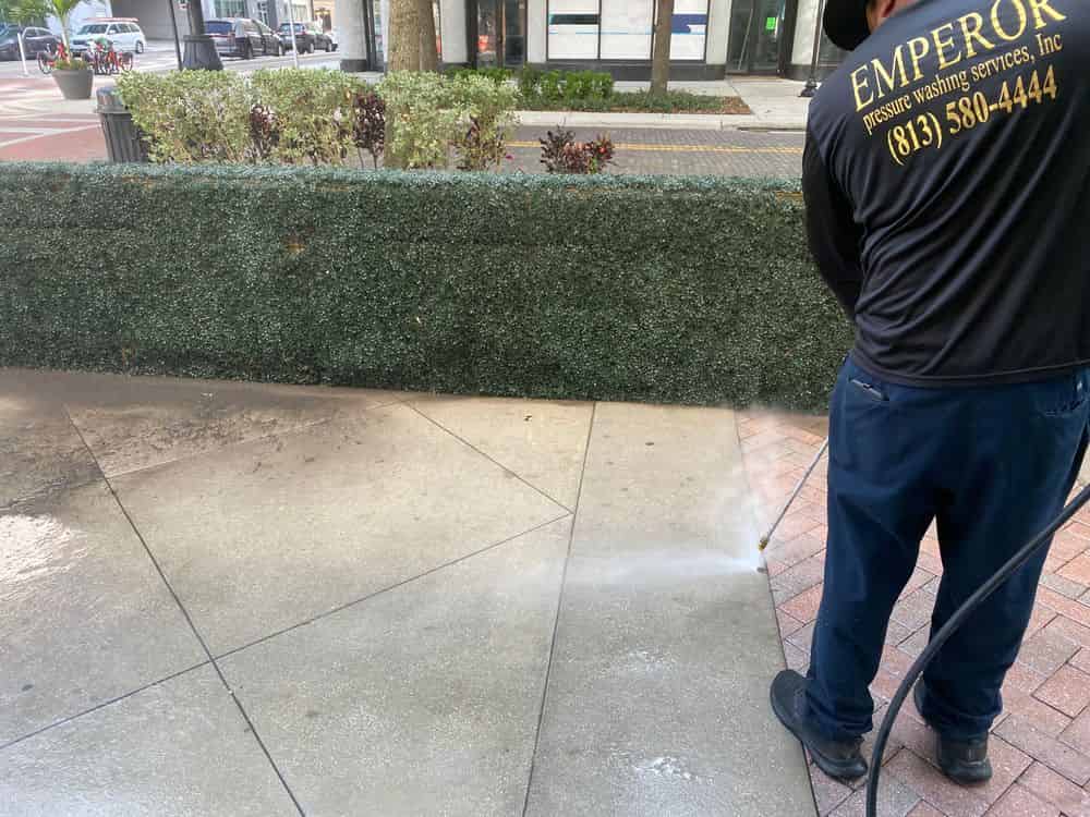 Apartment Complex Washing image